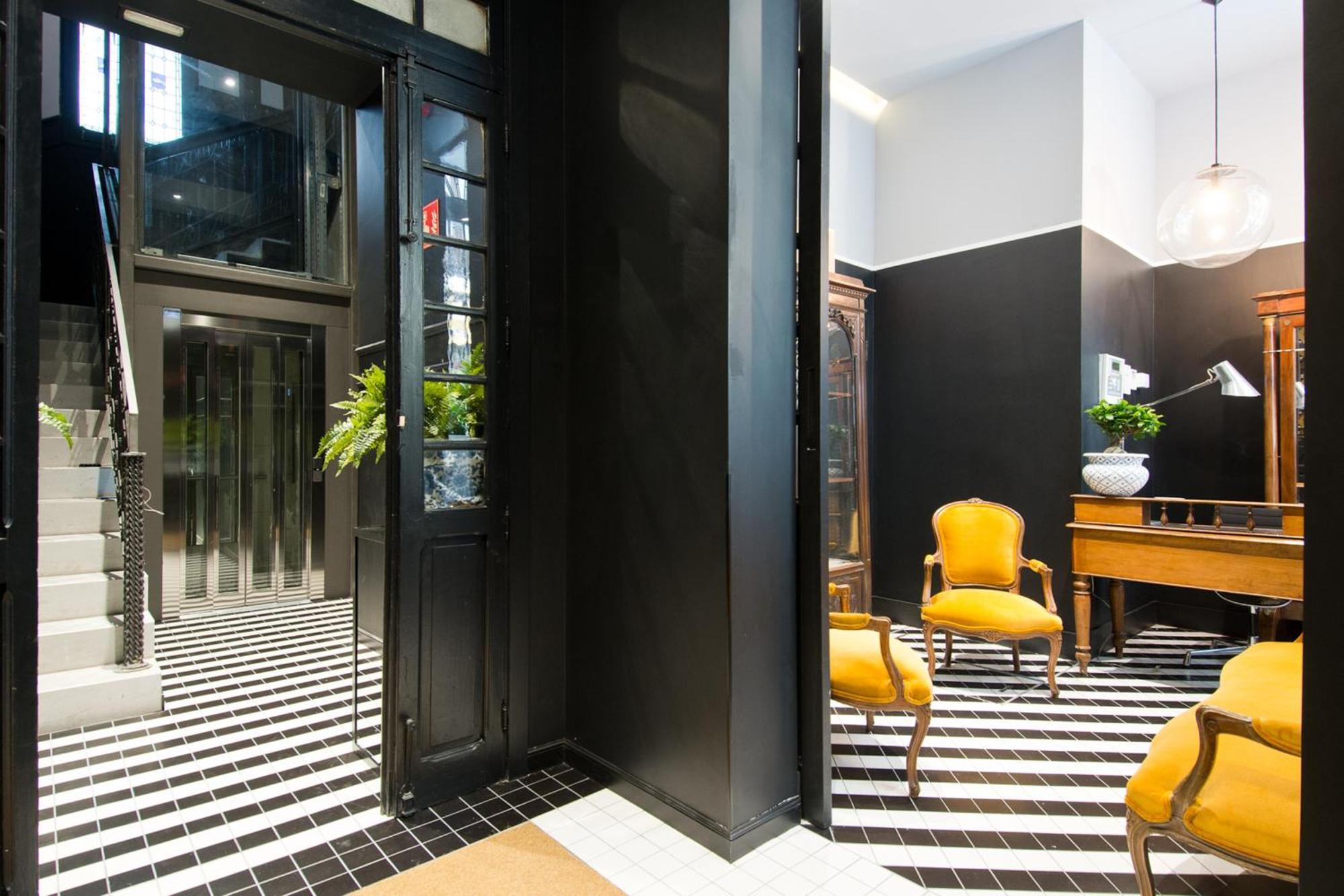 مدريد Amor De Dios 17 Boutique Apartments المظهر الخارجي الصورة